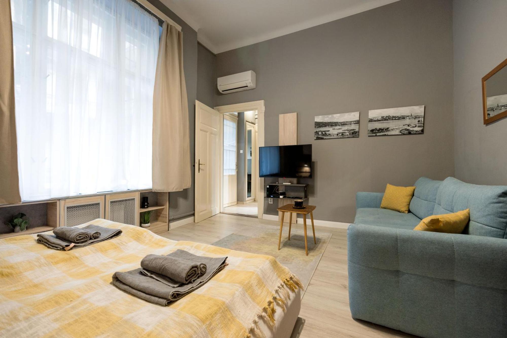 Urban Tranquillity By The Main Shopping Street Apartment บูดาเปสต์ ภายนอก รูปภาพ